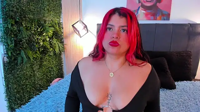 Mariee bloom online show from April 30, 2:29 am