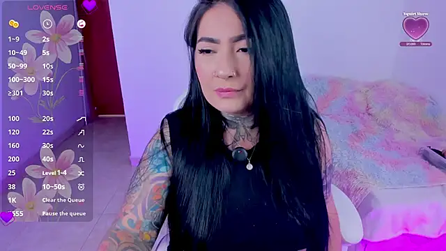heeyy kitty online show from July 1, 6:07 pm