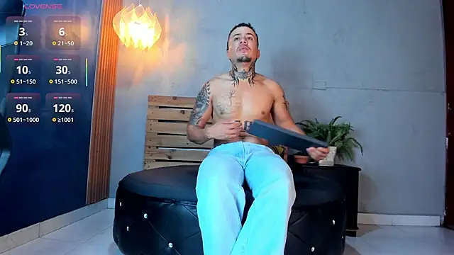 max vasquez  online show from March 14, 7:30 pm