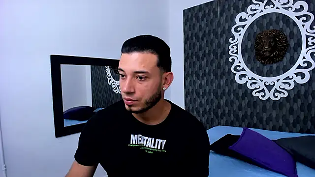 Daiamon Clark online show from March 13, 7:20 pm