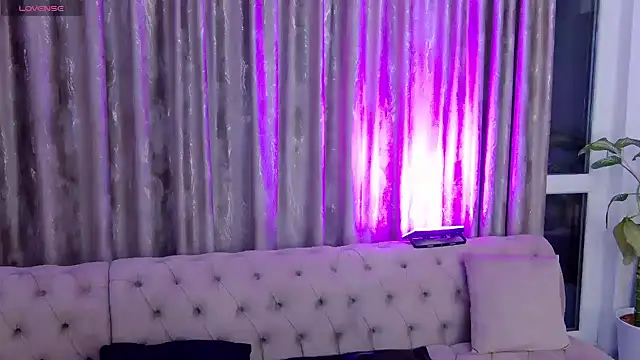 NataliePierce online show from May 2, 10:04 pm