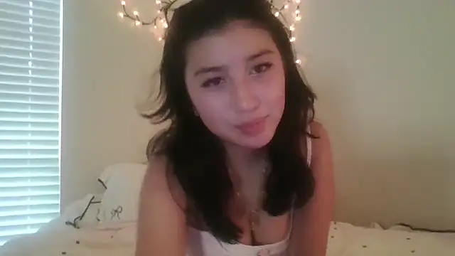 Silverbabyyy2007 online show from June 22, 1:40 am