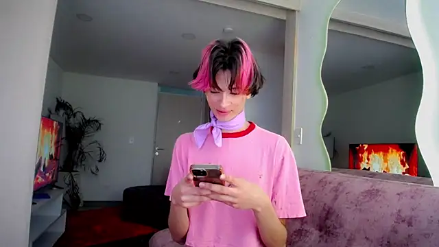 Snapshot of Darksweet_jack chatting on June 19, 6:56 pm Darksweet jack online show from June 19, 6:56 pm