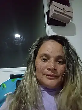 Pamela Uribe online show from March 17, 12:15 am