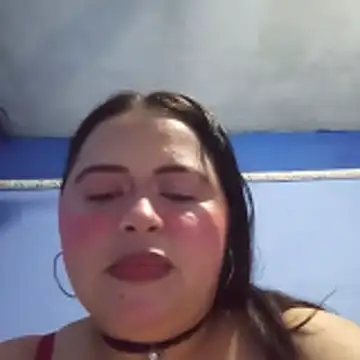 Snapshot of violetapeeveet chatting on June 6, 6:29 am violetapeeveet online show from June 6, 6:29 am