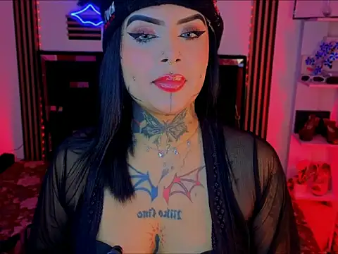 LauriInk1 online show from May 7, 11:21 pm