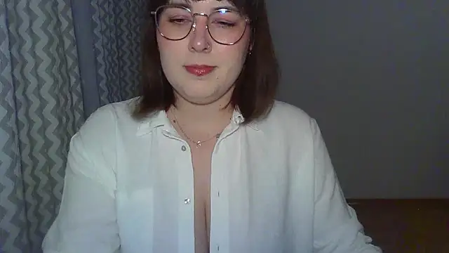 ClaraHard online show from April 15, 5:20 pm