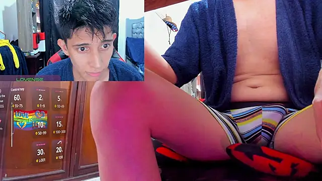 Snapshot of gomitaboy1 chatting on June 9, 7:14 pm gomitaboy1 online show from June 9, 7:14 pm