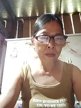 Snapshot of Sky-rain98 chatting on June 8, 1:50 am Sky-rain98 online show from June 8, 1:50 am