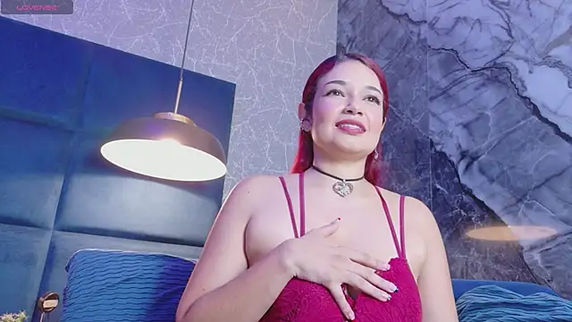 Snapshot of PaulaVegaa chatting on June 4, 4:29 am PaulaVegaa online show from June 4, 4:29 am