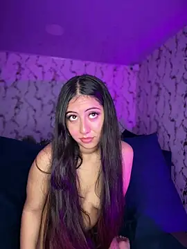 Snapshot of Lunaliaa_ chatting on July 7, 6:47 am Lunaliaa online show from July 7, 6:47 am