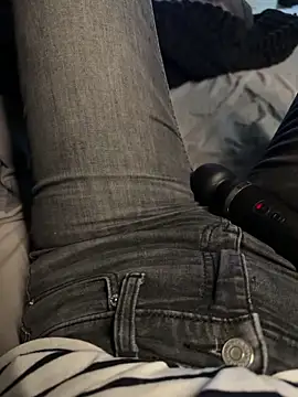 aleexii s online show from March 19, 7:18 pm