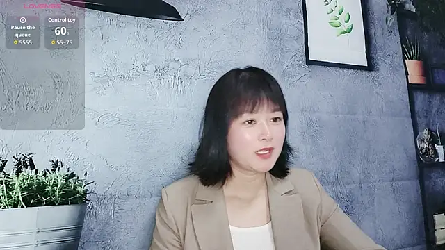 Jade3187 online show from May 3, 11:16 am