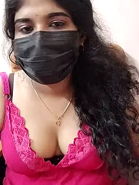 Snapshot of Sunitha28 chatting on April 18, 7:18 pm Sunitha28 online show from April 18, 7:18 pm