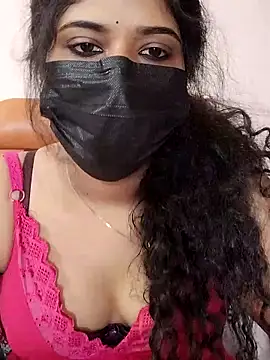 Snapshot of Sunitha28 chatting on April 27, 6:22 am Sunitha28 online show from April 27, 6:22 am