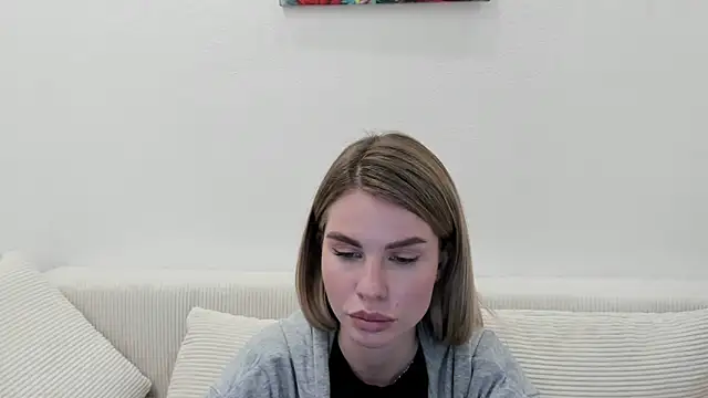 MollyCem online show from March 20, 5:40 pm