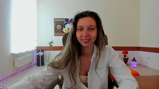 Snapshot of Ellina_Star chatting on May 28, 8:11 am Ellina Star online show from May 28, 8:11 am