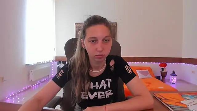 Snapshot of Ellina_Star chatting on July 22, 8:28 am Ellina Star online show from July 22, 8:28 am