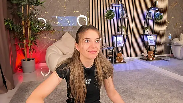 Velvet Spell online show from May 10, 3:12 am