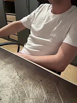 Nira16 online show from March 14, 7:52 pm