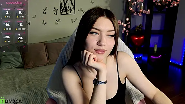 Snapshot of Sugar_Kitten12 chatting on May 14, 11:44 pm Sugar Kitten12 online show from May 14, 11:44 pm