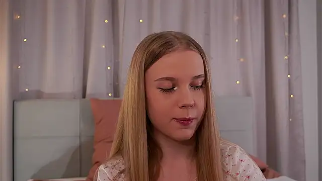 tayashy online show from June 1, 4:52 pm