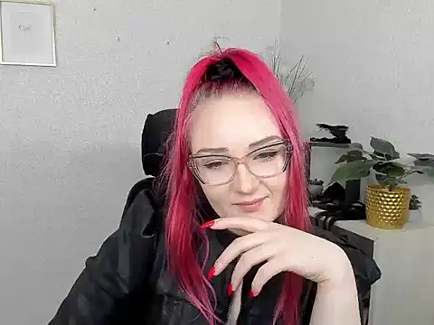 redkissruby online show from March 17, 1:36 pm