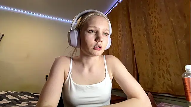 LolaSpermina online show from March 10, 6:02 pm