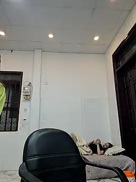 TracyKimlove2001 online show from March 12, 4:02 pm