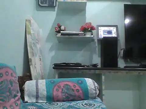 Snapshot of Foxboy65 chatting on June 9, 7:03 pm Foxboy65 online show from June 9, 7:03 pm