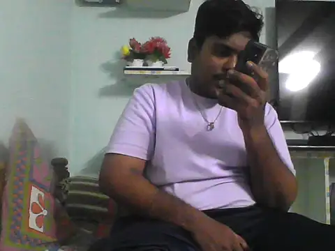 Snapshot of Foxboy65 chatting on June 25, 6:23 pm Foxboy65 online show from June 25, 6:23 pm