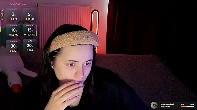 missy3kissy online show from June 16, 8:28 am