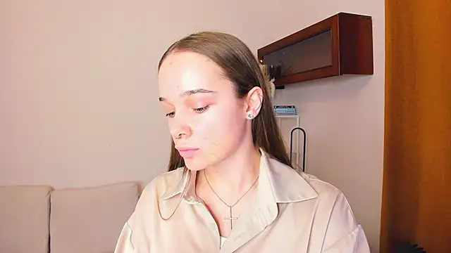 MeriPhelan online show from March 18, 11:57 am