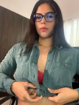 Cristal Williams online show from March 12, 12:11 pm