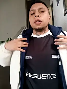 Decker Velvett online show from March 16, 7:40 pm