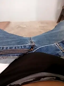 josue23cm online show from April 7, 7:03 pm