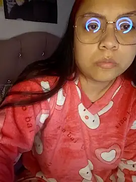 nahomy05 online show from March 9, 12:14 am