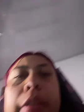 nahomy05 online show from March 16, 11:31 pm