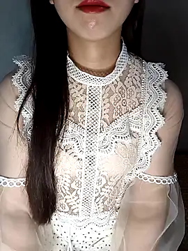 Snapshot of Fiona_2026 chatting on May 8, 4:07 am Fiona 2026 online show from May 8, 4:07 am