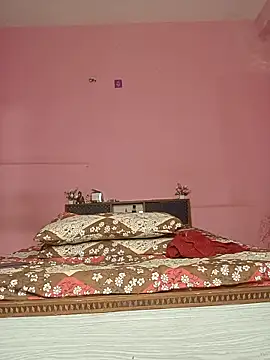 Yours dannyy online show from June 5, 6:42 am