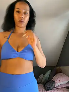 Saskia xx online show from May 2, 10:20 am