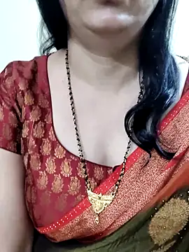 Snapshot of Yazhini-Cam chatting on June 15, 12:07 pm Yazhini-Cam online show from June 15, 12:07 pm