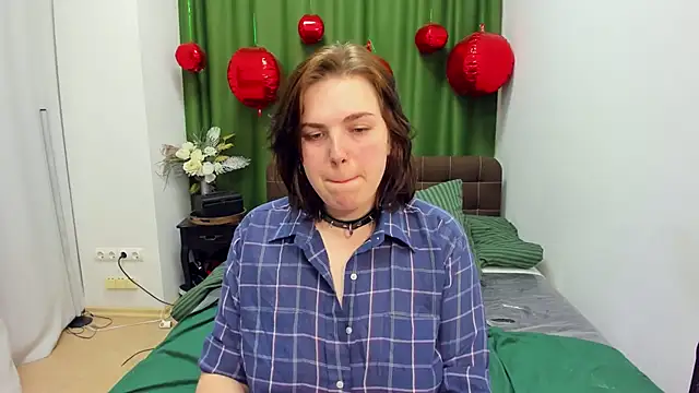 Snapshot of DanielaHot4u chatting on March 16, 5:44 am DanielaHot4u online show from March 16, 5:44 am