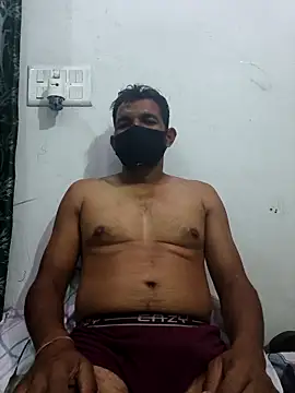 Itz ishu online show from March 11, 3:18 pm