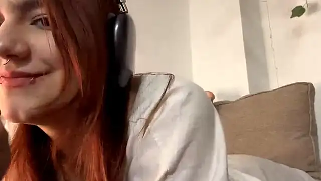 Snapshot of EunTurton chatting on March 15, 12:05 am EunTurton online show from March 15, 12:05 am