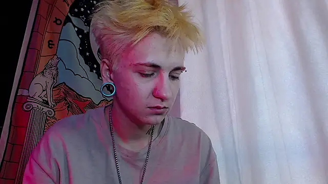 ray-taylorrr online show from March 17, 12:41 pm