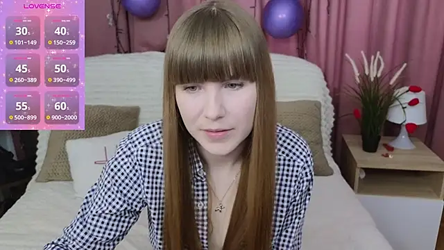 EmilyCuper  online show from March 16, 1:26 pm