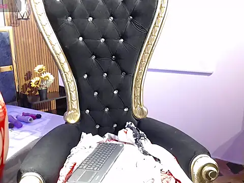 Snapshot of _marianhills45 chatting on April 3, 10:08 pm marianhills45 online show from April 3, 10:08 pm