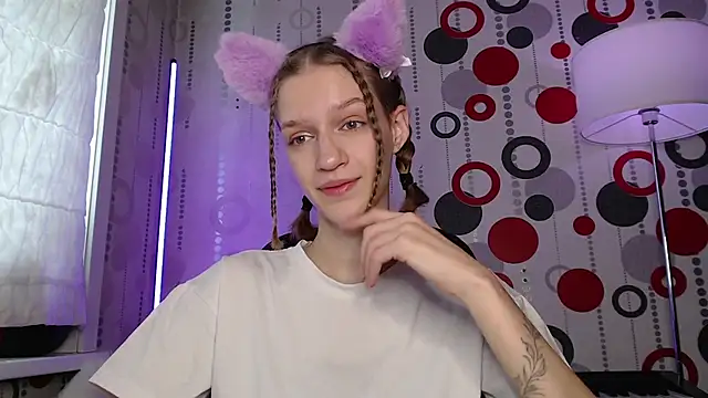 Chrissy Joyful online show from July 9, 4:05 am