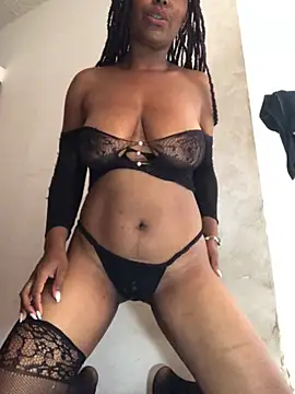 Snapshot of almaseductora chatting on May 18, 2:56 pm almaseductora online show from May 18, 2:56 pm